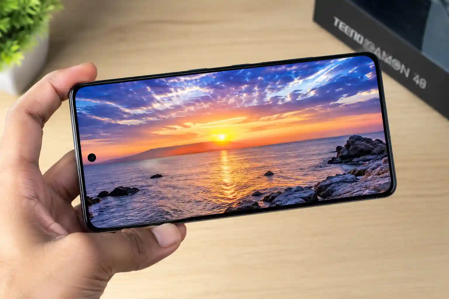 Tecno Camon 40 AMOLED display showing vibrant colours and thin bezels